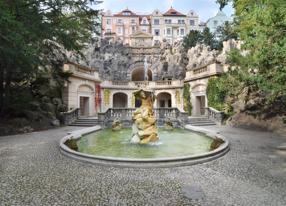 GROTTA HAVLÍČKOVY SADY